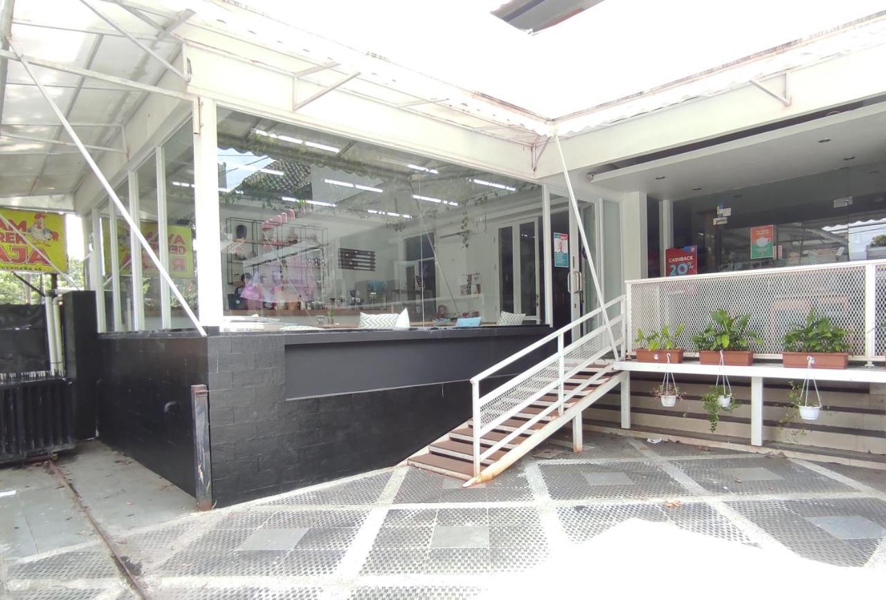 阿维加酒店 万隆 外观 照片