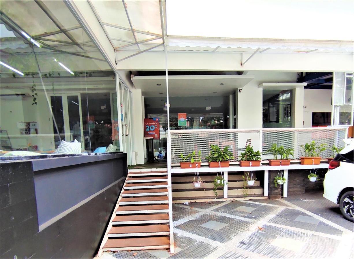 阿维加酒店 万隆 外观 照片